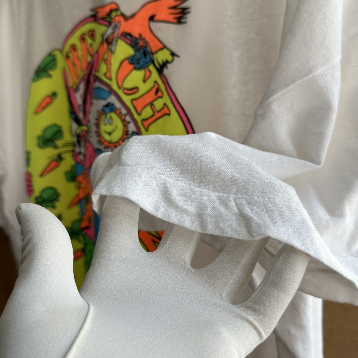 Vintage Vintage 90s Beach Bunny Single Stitch Graphic Humor Tee Size US XL / EU 56 / 4 - 5 Thumbnail