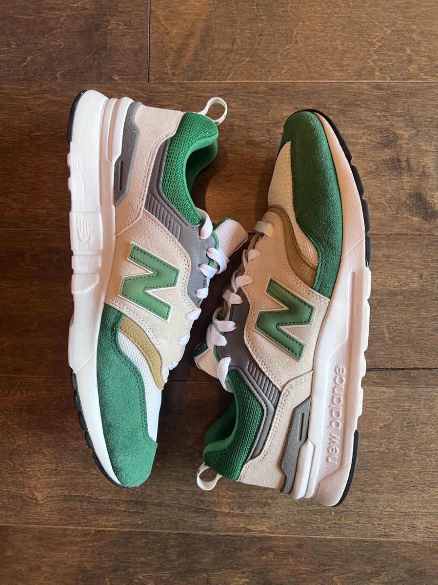 New Balance New Balance 997H ‘Celtic Football Club’ Size US 10.5 / EU 43-44 - 4 Thumbnail
