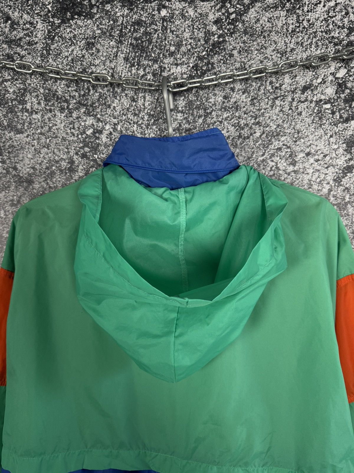 Nike Vintage 90s Nike Nylon Jacket Windbreaker Retro Size L Size US L / EU 52-54 / 3 - 15 Thumbnail
