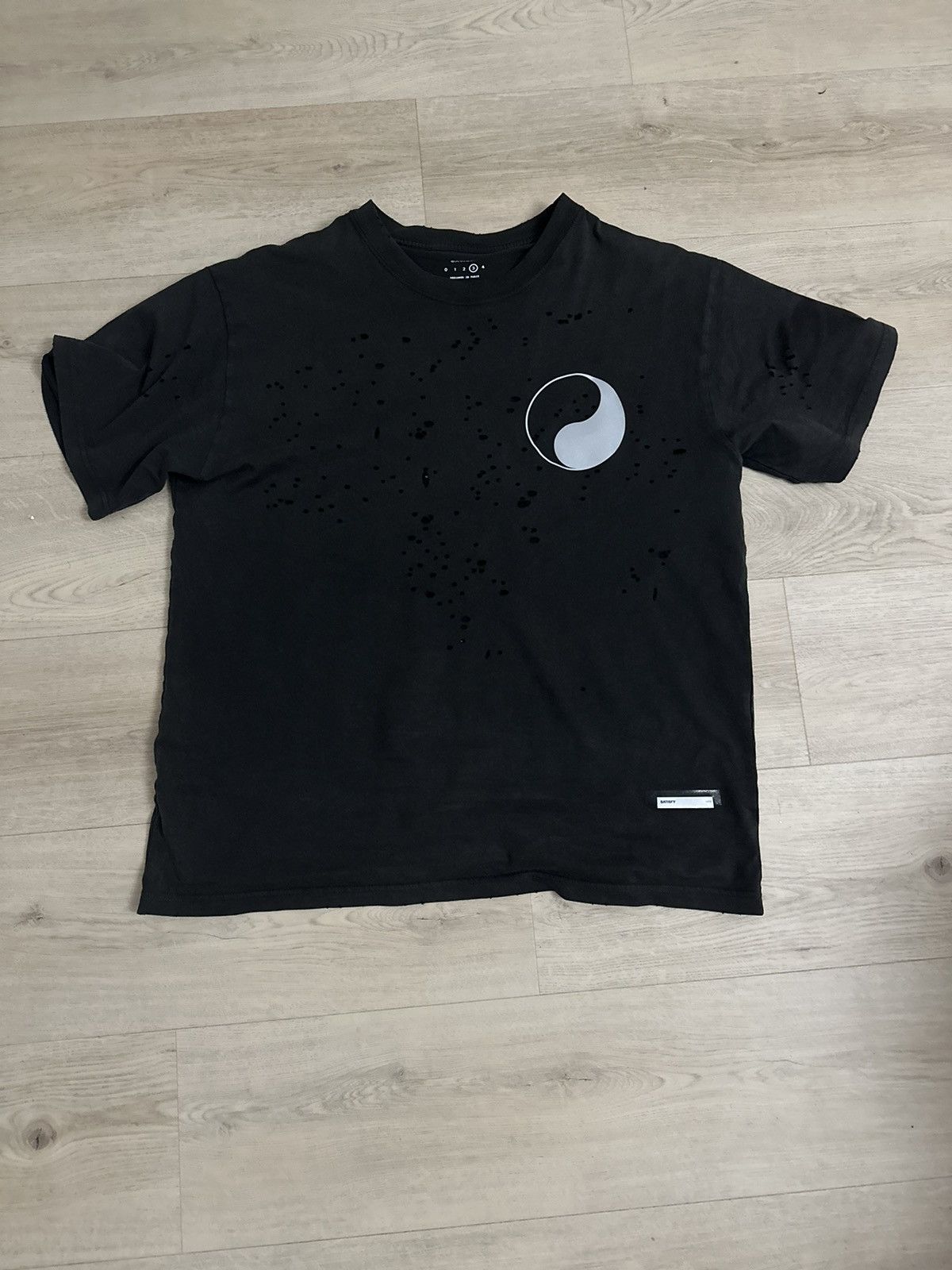 MothTech™ T-Shirt – SATISFY