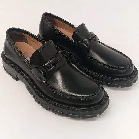 Salvatore Ferragamo Ferragamo Women's Embossed Logo Leather Loafers - Size 6 Size US 6 / IT 36 - 2 Thumbnail