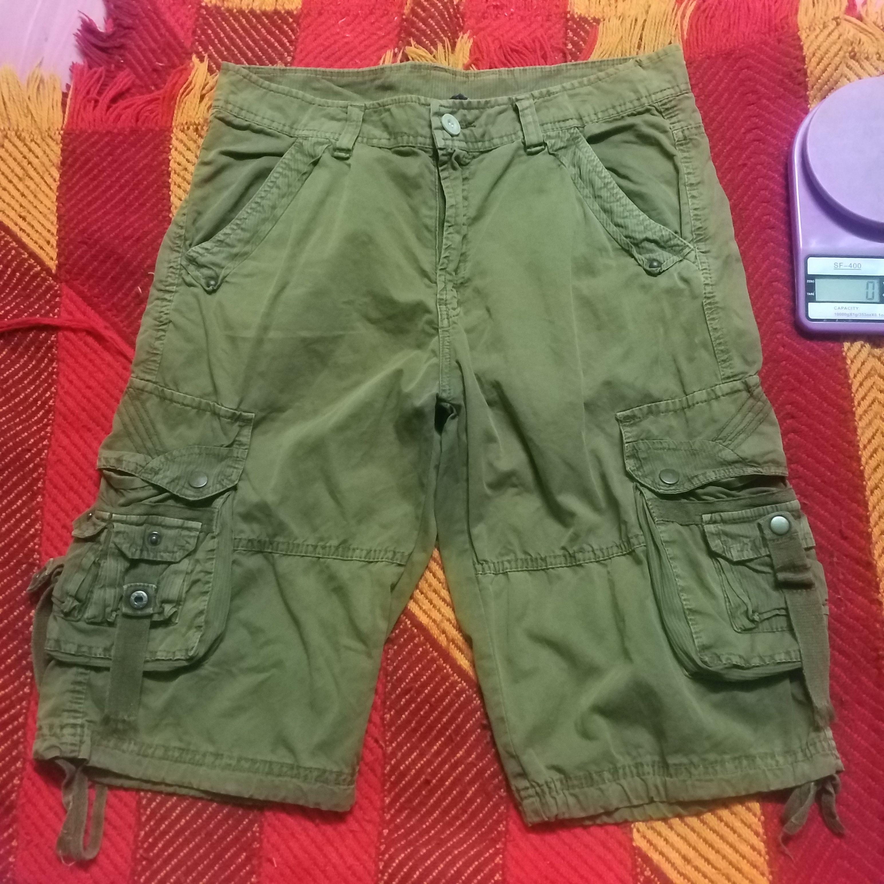 Other SHORT CARGO CRAZY MULTI POCKET MILITARY STYLE Size US 34 / EU 50 - 1 Thumbnail