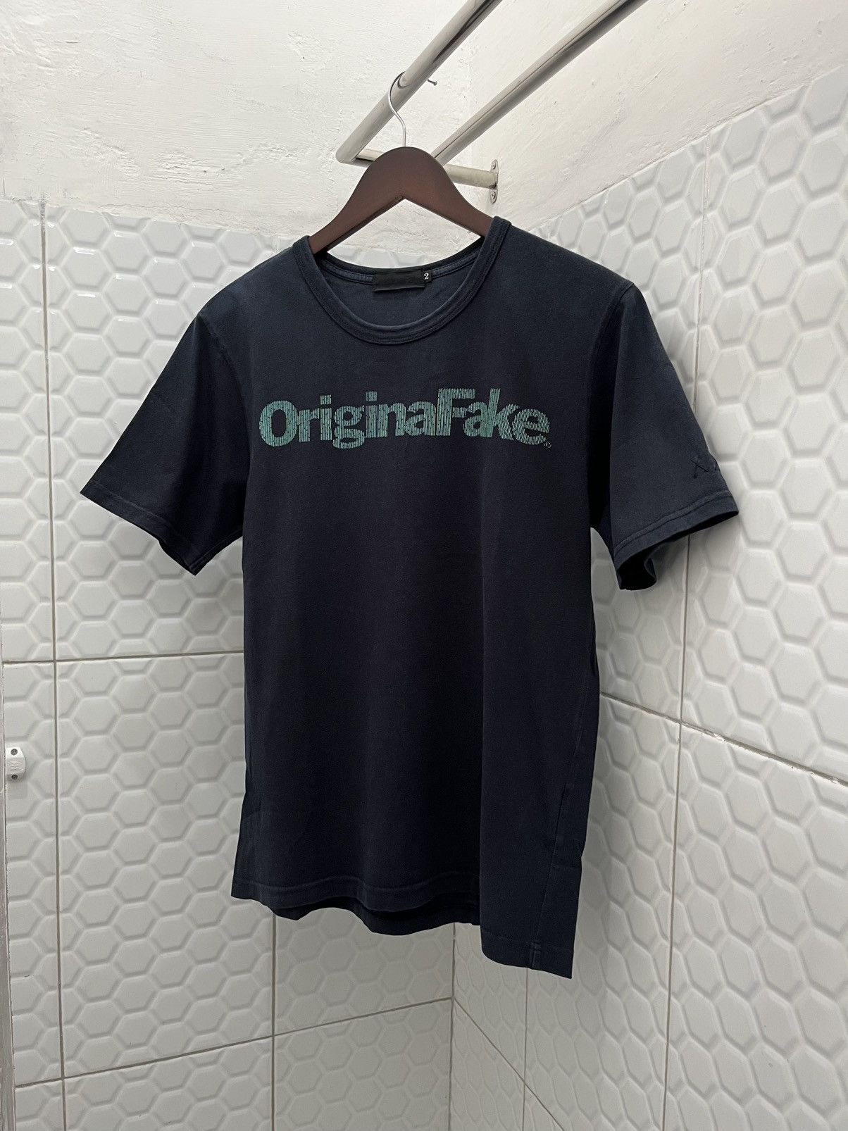 Kaws × Original Fake OriginalFake Spell Out Tee Size US M / EU 48-50 / 2 - 3 Thumbnail