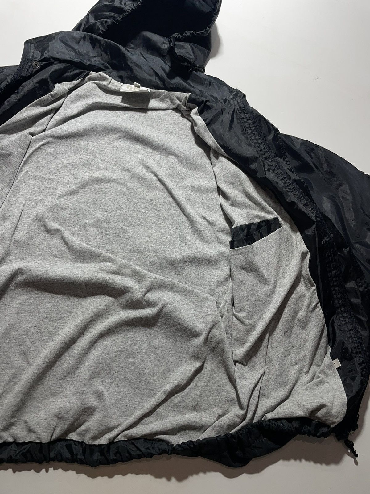 Vintage Vintage Y2K Adidas Nylon Light Jacket Size US S / EU 44-46 / 1 - 9 Thumbnail