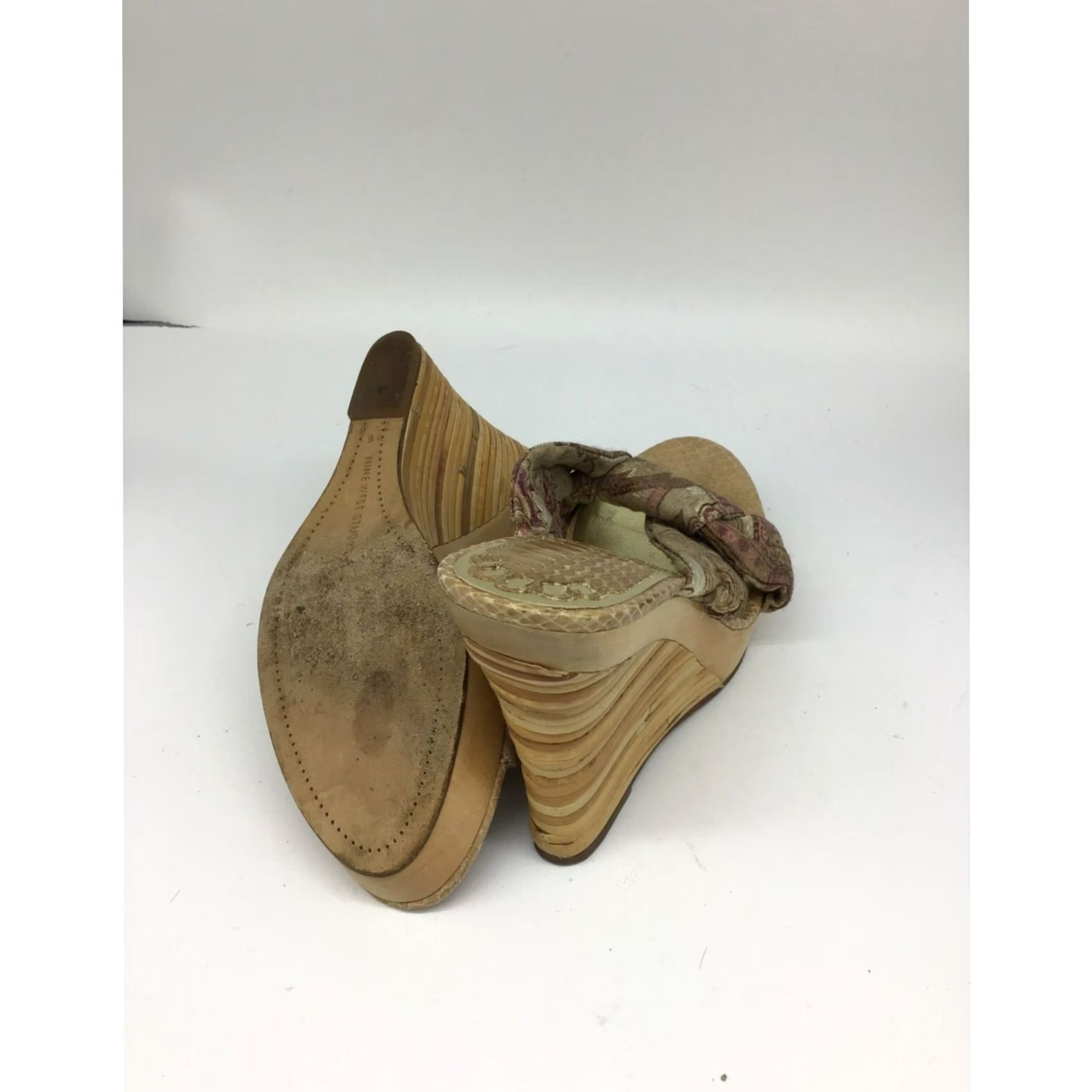 Nine West Nine West Women’s Pump Wedge Heel Tan 6 Womens 6 Pre-Owned Good Size US 6 / IT 36 - 3 Thumbnail