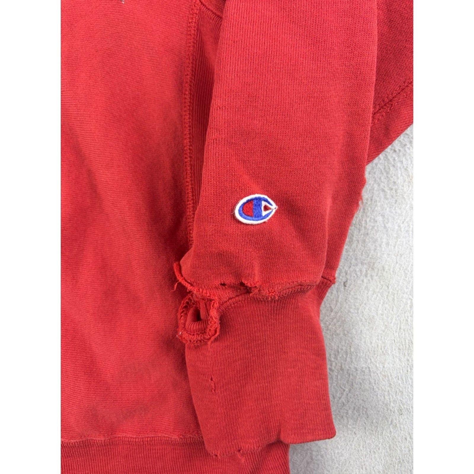 Champion VINTAGE Champion Reverse Weave Sweatshirt Men L Red University Bridgewater 80s Football Logo Pullover Sweatshirt Size US L / EU 52-54 / 3 - 2 Thumbnail