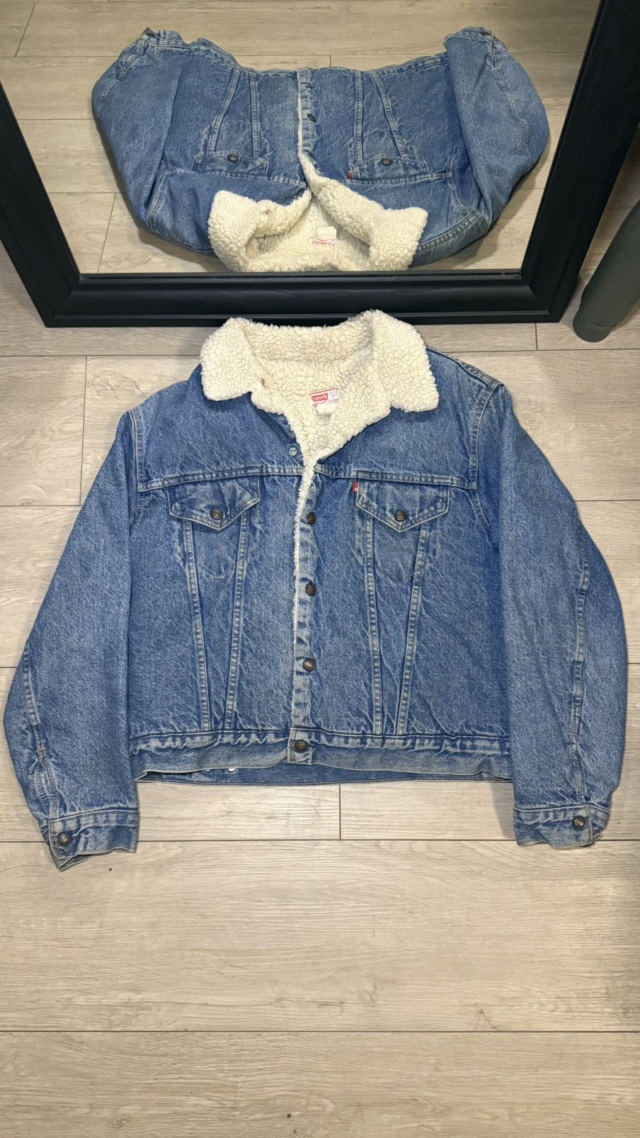 Levi's Vintage Clothing Vintage / Y2K 1990s Levi’s Sherpa Denim Jacket Size US M / EU 48-50 / 2 - 1 Thumbnail
