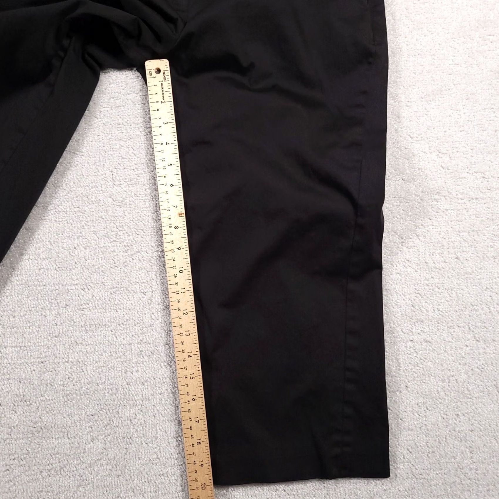 Vintage Pursuits Capri Dress Pants Women's 8P Petite Black Pockets Mid Rise Straight Leg Pants Pants Size 30" / US 8 / IT 44 - 7 Thumbnail