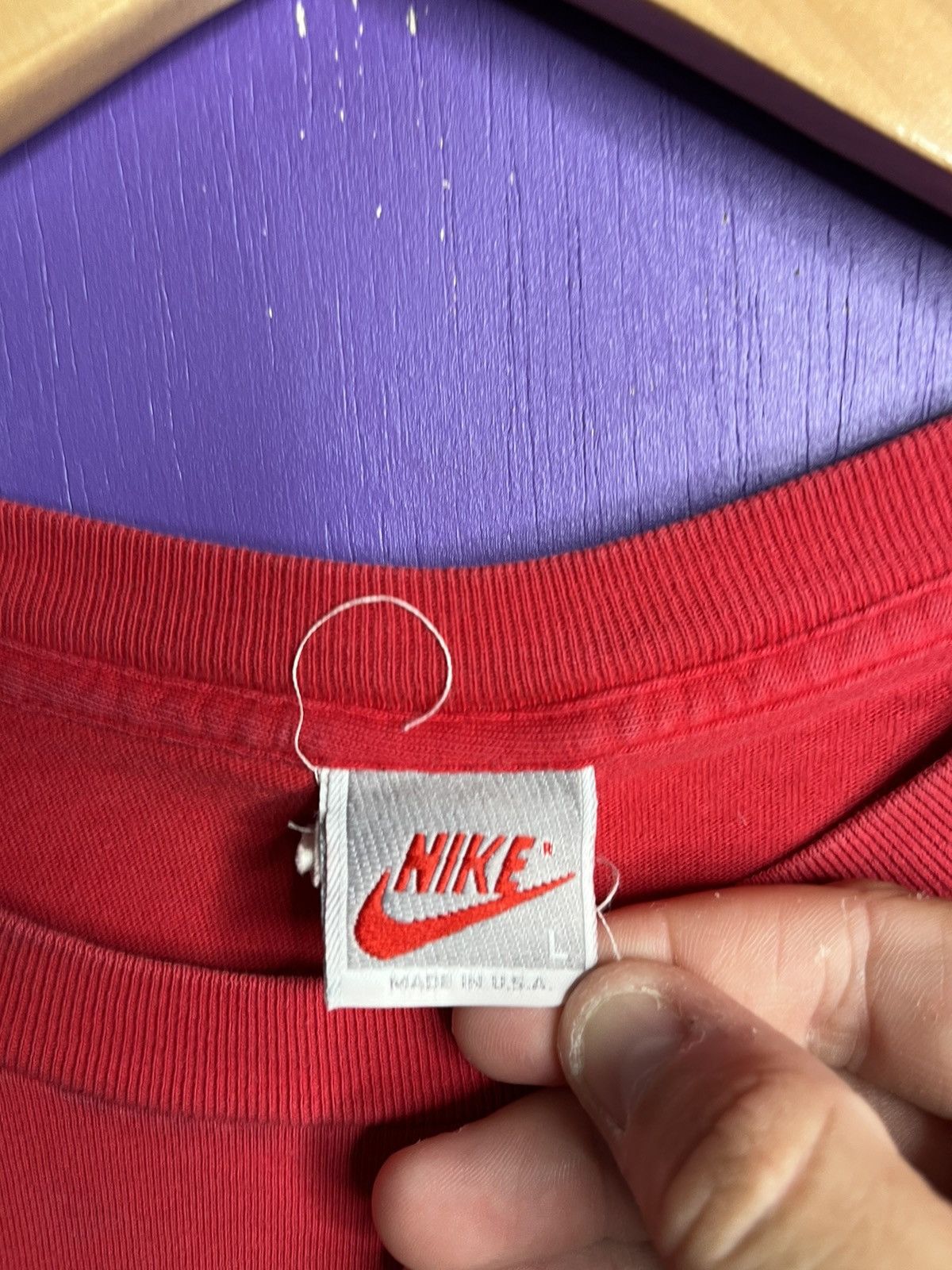 Nike × Vintage Vintage 90s Nike big swoosh faded t-shirt Size US L / EU 52-54 / 3 - 4 Thumbnail