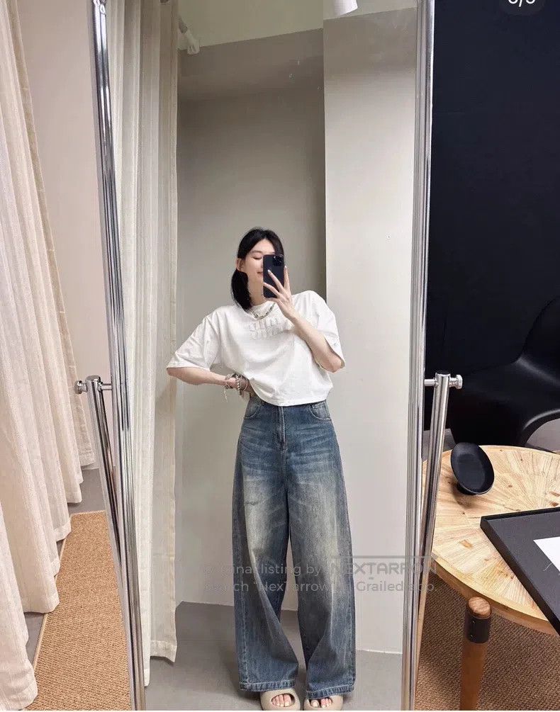 Miu Miu Miu Miu Size XS White patch logo short sleeves Size XS / US 0-2 / IT 36-38 - 9 Thumbnail