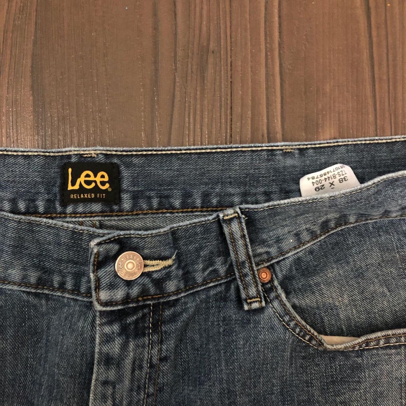 Lee Men’s Dark Wash Distressed Lee Denim Jeans | Size 38x29 Size US 38 / EU 54 - 4 Thumbnail