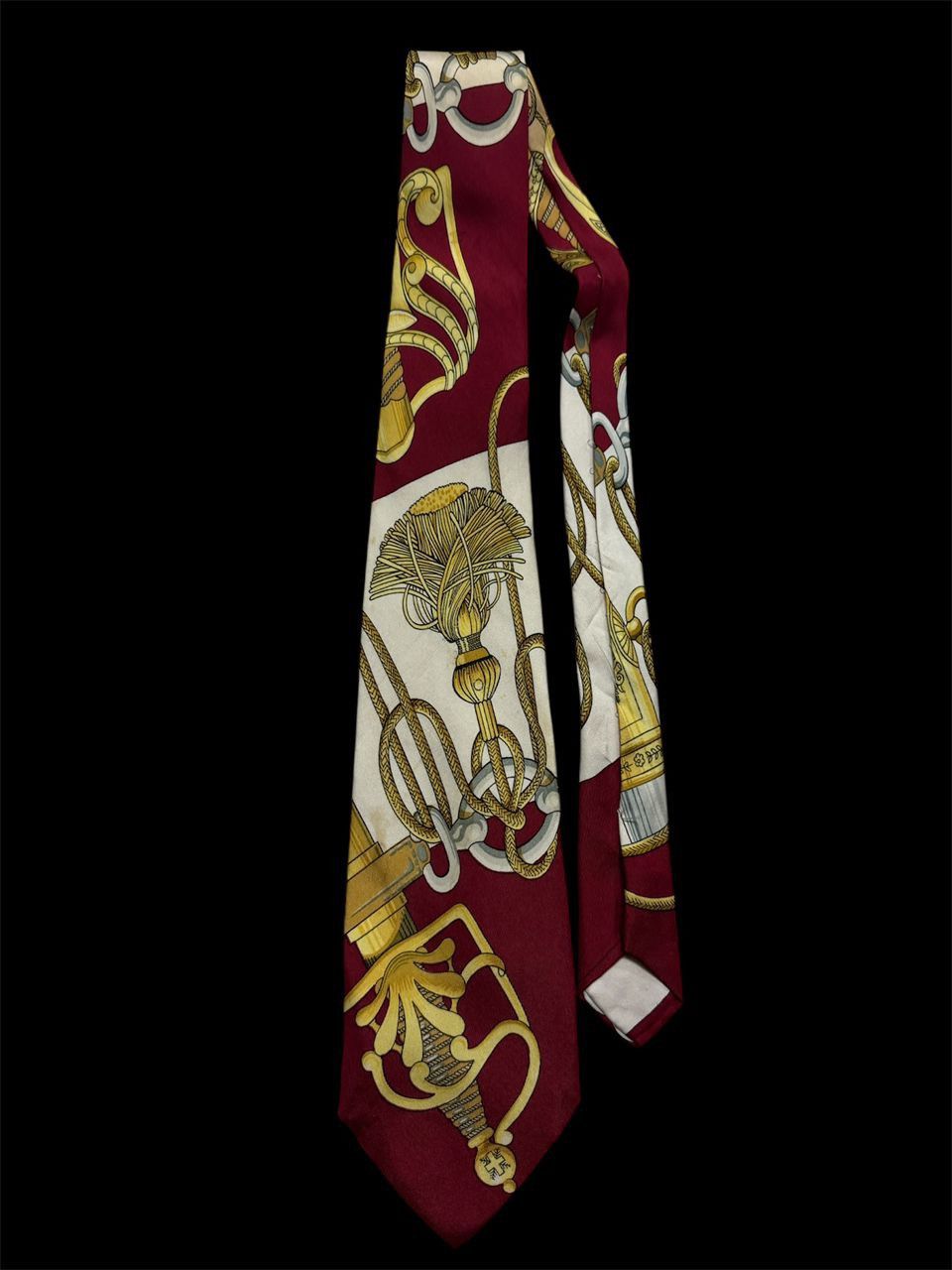 Hermes-Paris Tie 100% Soie Silk Made in France Rare Print
