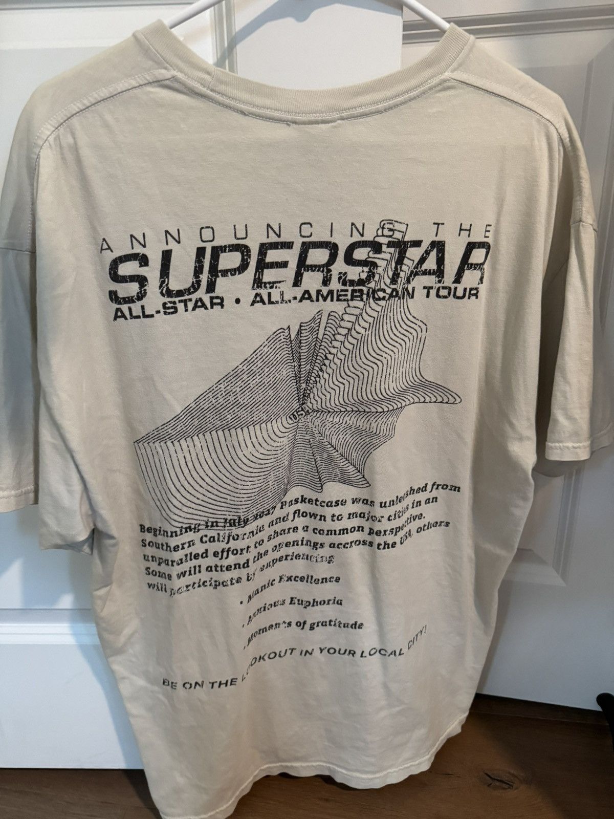 basketcase gallery Basketcase Gallery Peace/Superstar Tee Size US L / EU 52-54 / 3 - 4 Thumbnail