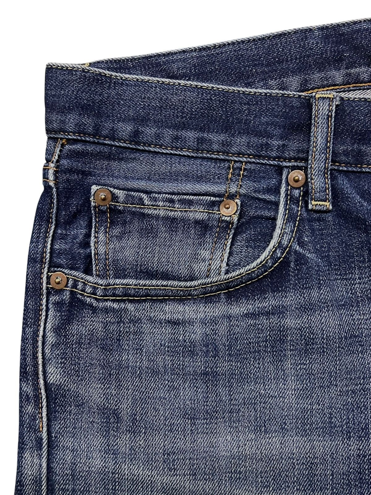 Uniqlo Loose Vintage Uniqlo Kaihara Japan - Faded Wash Jeans Size US 35 - 8 Thumbnail