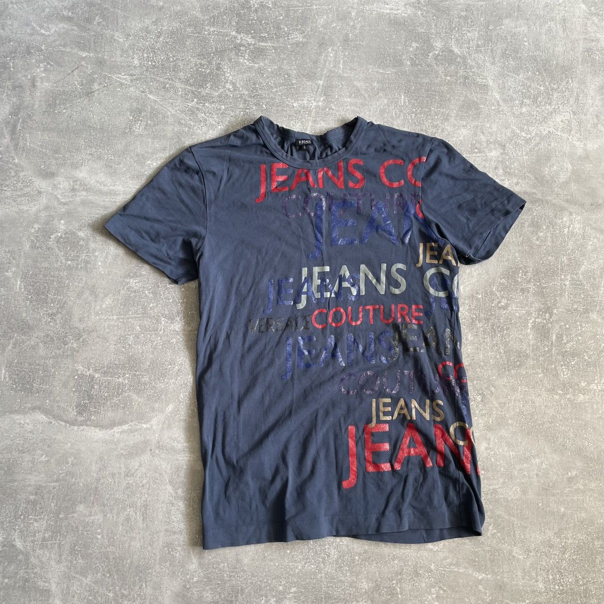 Versace Versace - Rare shirt tee old luxury monogramm Size US M / EU 48-50 / 2 - 1 Thumbnail