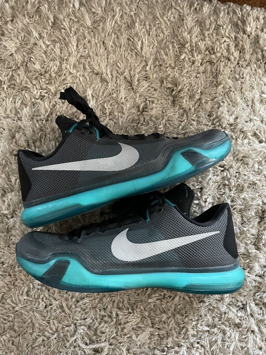 Nike Nike Kobe 10 Liberty Size US 11.5 / EU 44-45 - 2 Thumbnail
