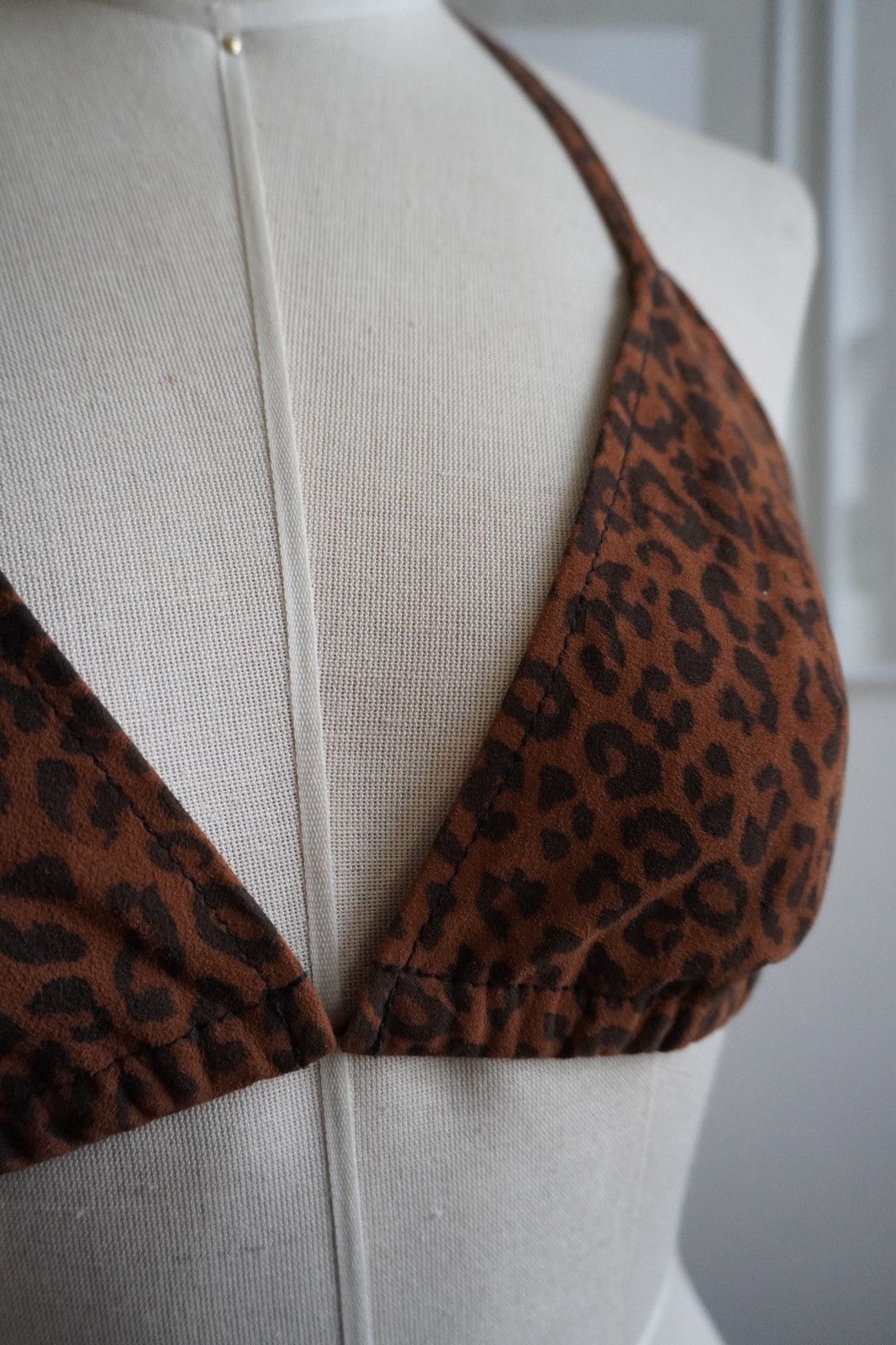 Other Genuine Leather Triangle Bra Leopard Print UK Brand “Other” Size M / US 6-8 / IT 42-44 - 3 Thumbnail