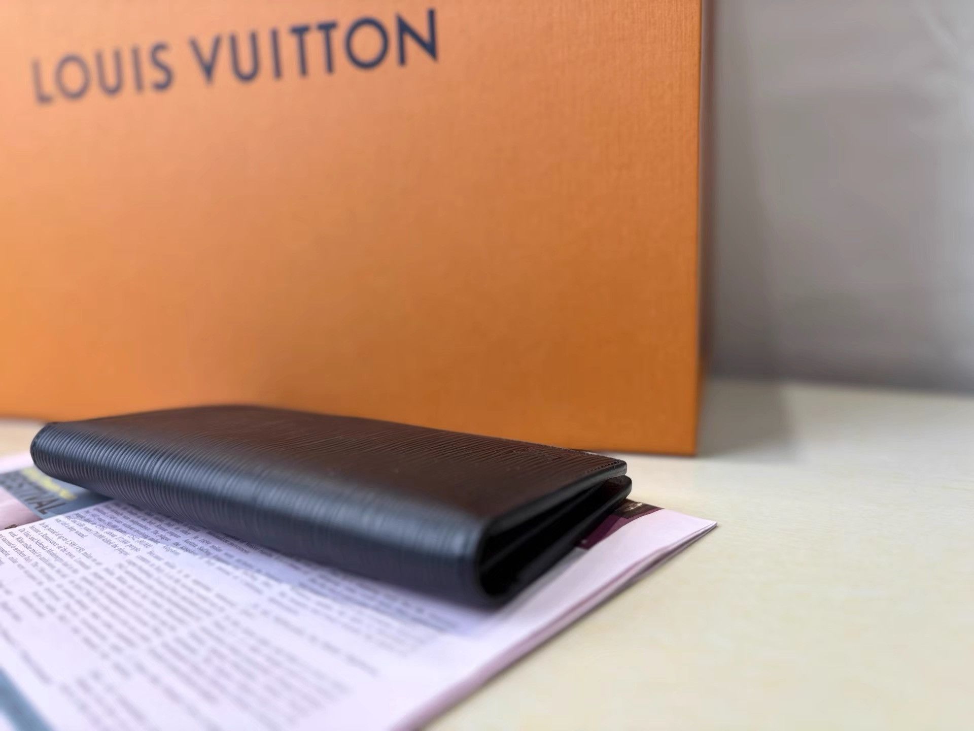 Louis Vuitton Louis Vuitton Black Epi Leather Bi-fold Long Coin Wallet K36 Size ONE SIZE - 6 Thumbnail