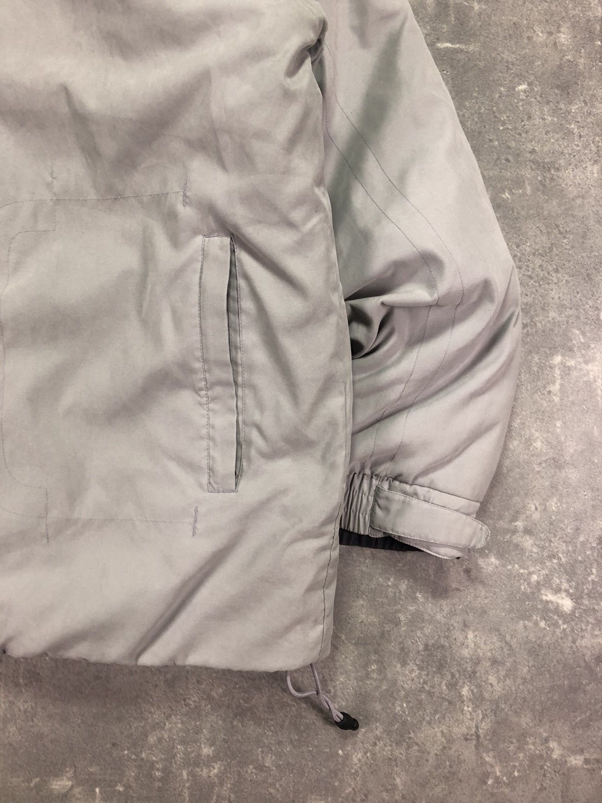 Nike Vintage Grey Nike Jacket Warm Baggy Size US L / EU 52-54 / 3 - 5 Thumbnail