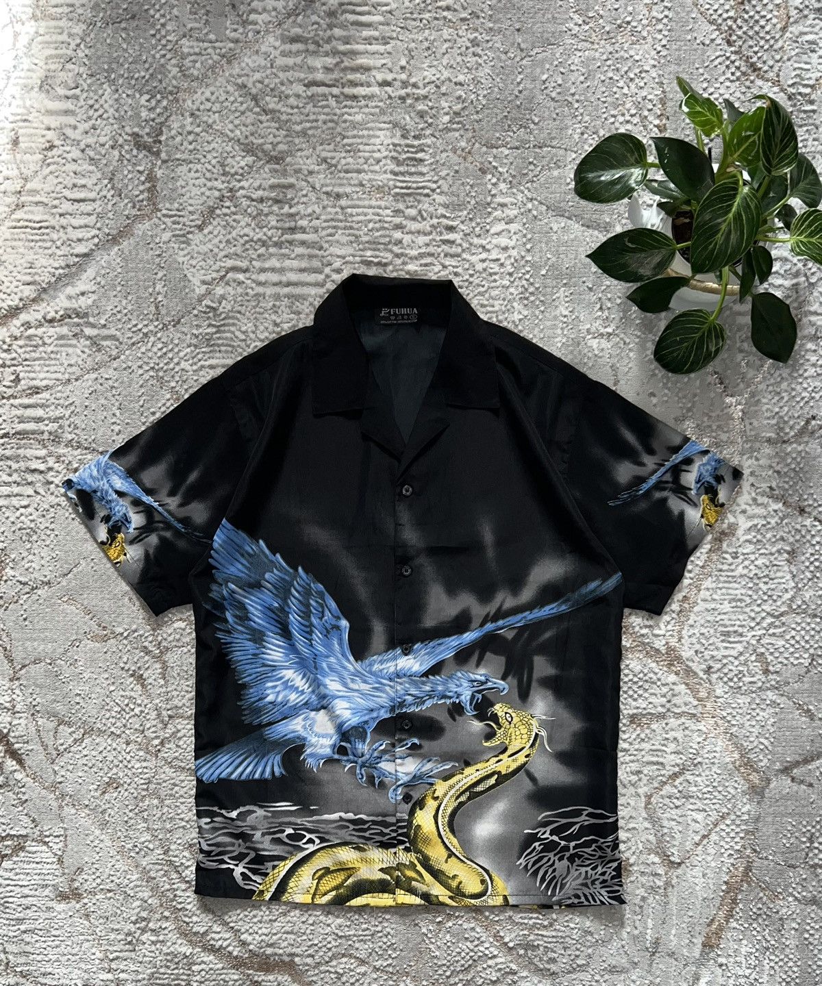 Japanese Brand × Vintage VINTAGE Y2K JAPANESSE DRAGON ALTERNATIVE BOXY BUTTON SHIRT Size US S / EU 44-46 / 1 - 1 Thumbnail