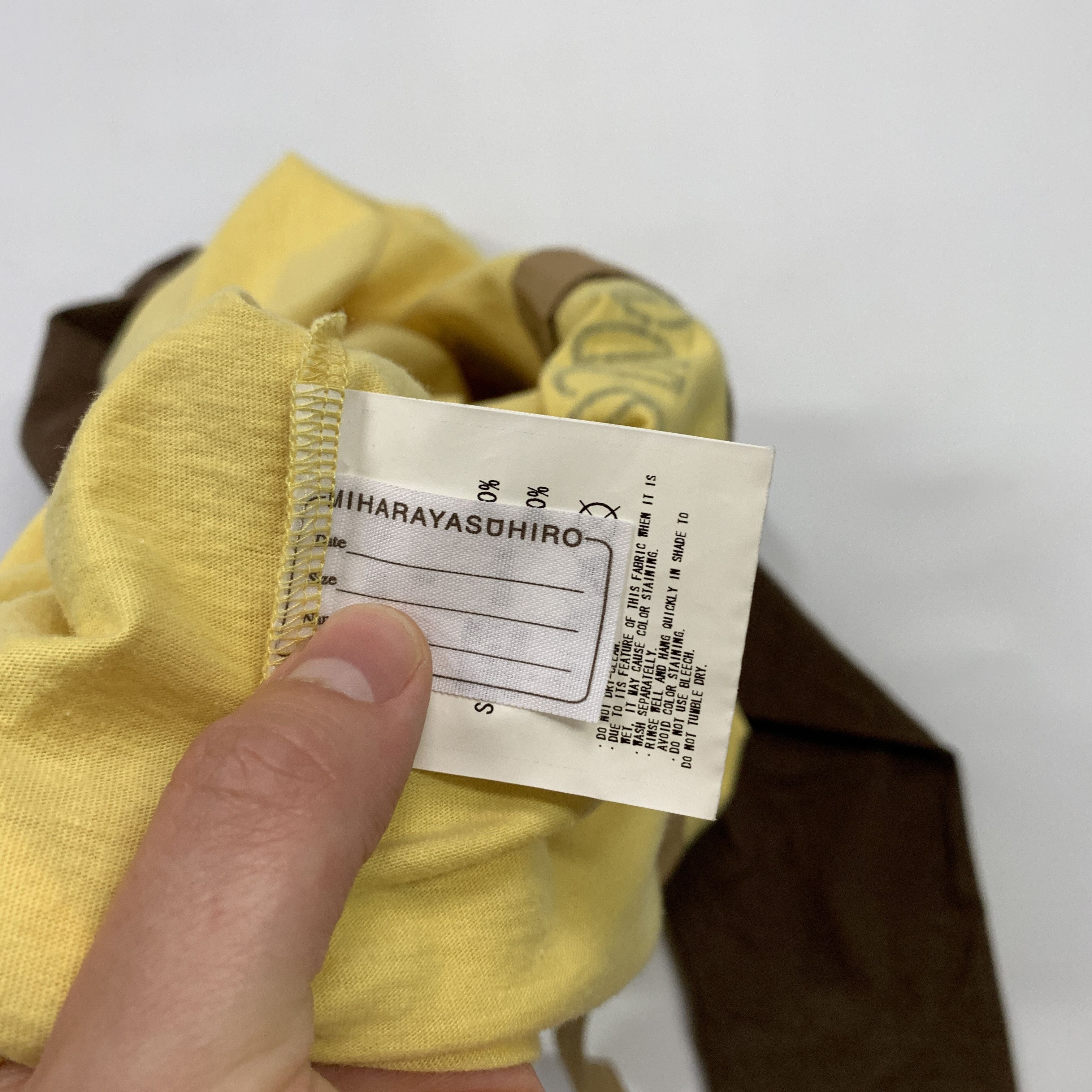 Maison MIHARA YASUHIRO 00s Reconstructed / Anti-Smoking Shirt Size US S / EU 44-46 / 1 - 6 Thumbnail