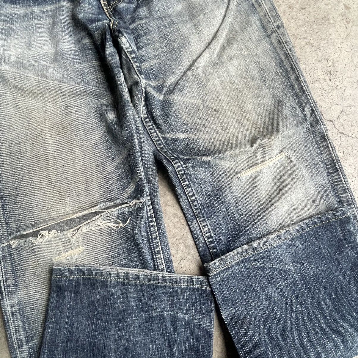 Levi's Vintage Clothing 🔥Vintage Levis 502 Stoned Washed Ripped Disteess Denim Jeans Size US 29 - 7 Thumbnail