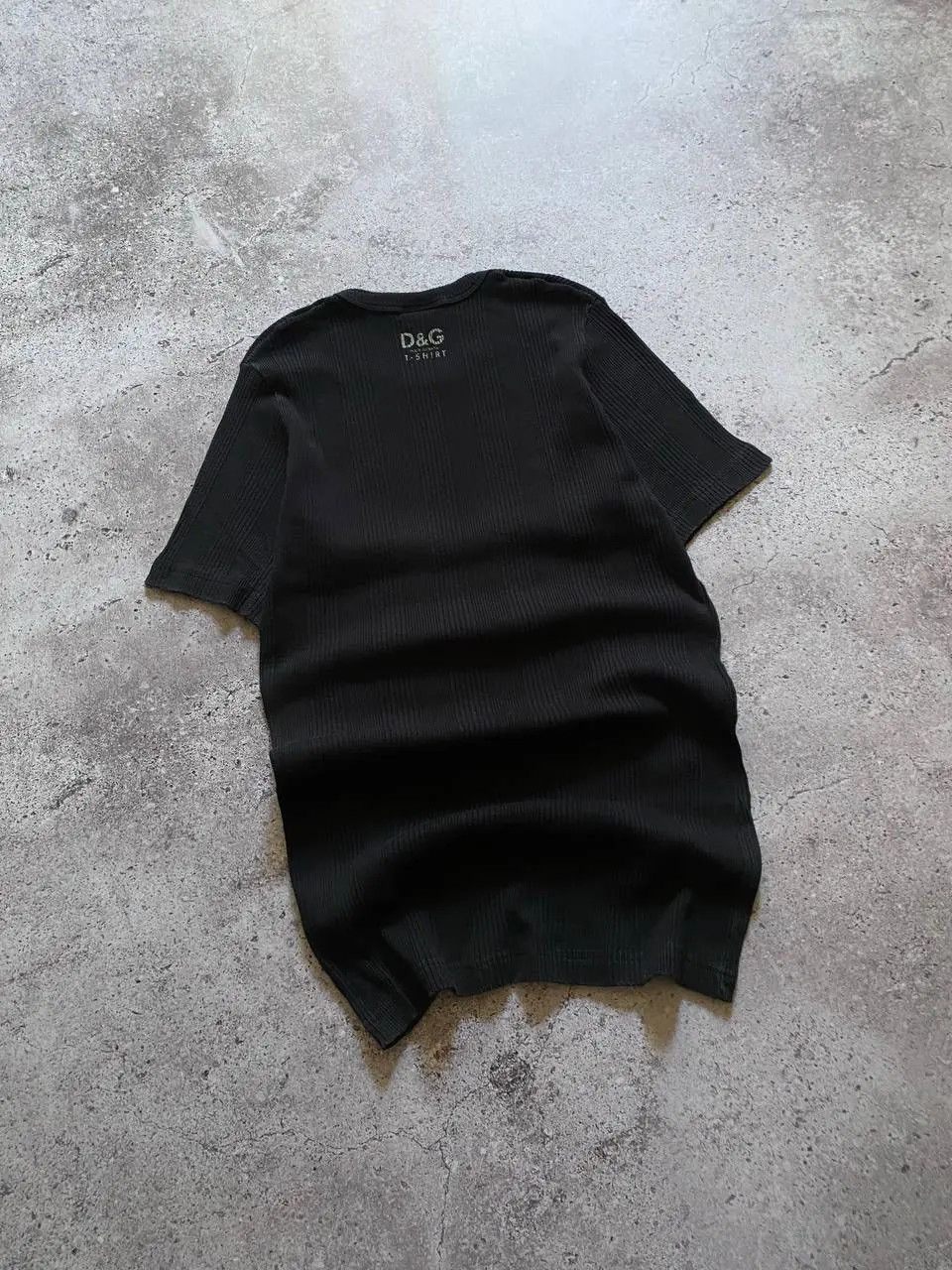 Dolce & Gabbana VINTAGE 90s DOLCE GABBANA DG LOGO RIBBED KNIT T SHIRT RARE Size US L / EU 52-54 / 3 - 3 Thumbnail