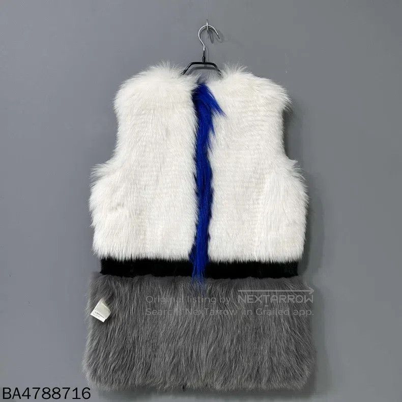 Fendi Fendi Karl Lagerfeld Monogram Mink Fur Size XS / US 0-2 / IT 36-38 - 1 Thumbnail