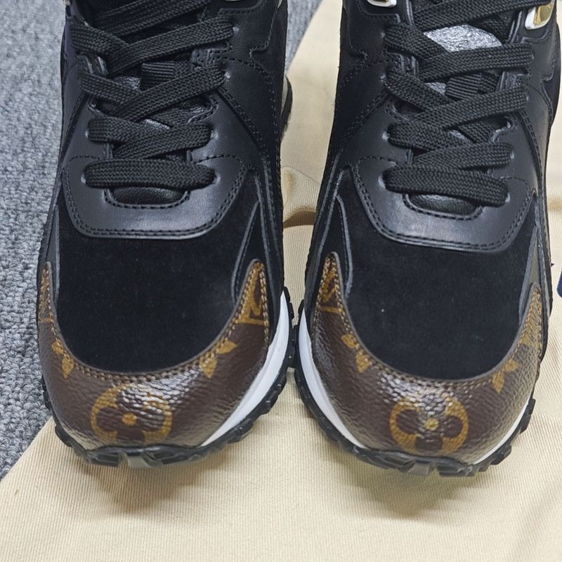 Louis Vuitton Louis Vuitton Run Away Casual Sneakers for Women -2505 Size US 6 / IT 36 - 3 Thumbnail