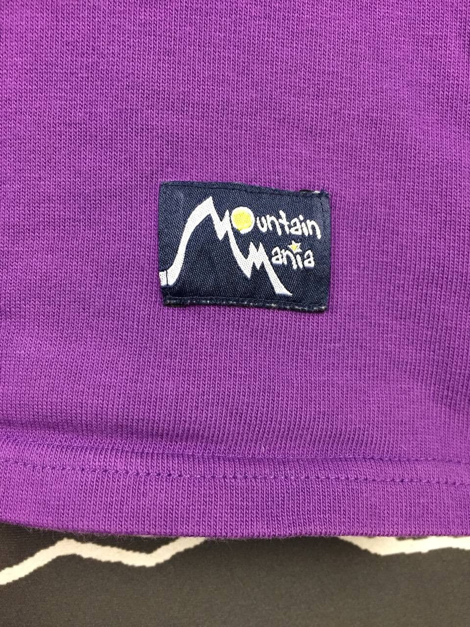 Japanese Brand Vtg Mountain Mania Color Block Crew Neck Outdoor Tee Size US L / EU 52-54 / 3 - 5 Thumbnail