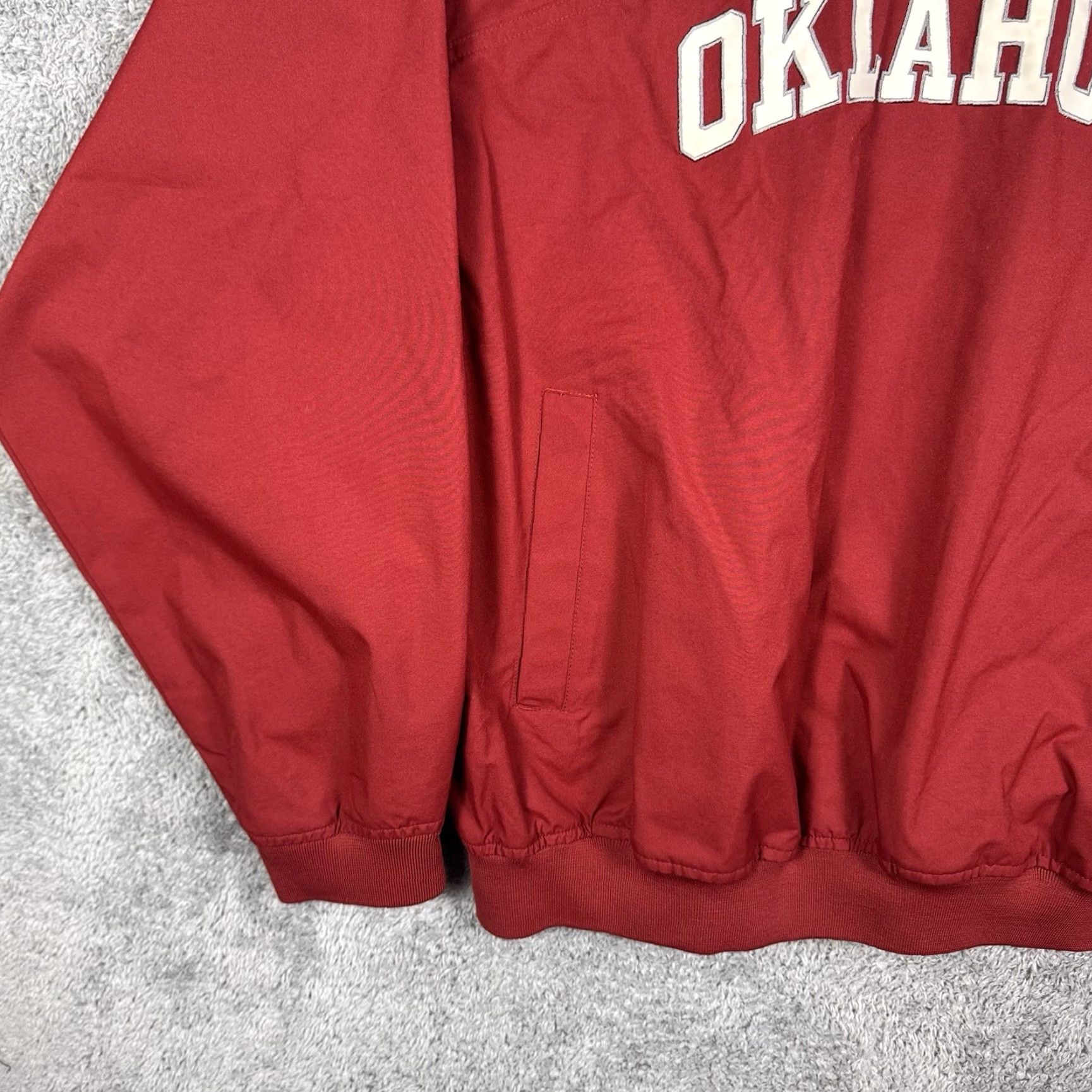Nike Nike Oklahoma Sooners Jacket Mens XL Windbreaker Pullover Swoosh OU Red 90s Sports Activewear Mens XL Nike Center Swoosh OU Windbreaker Pullover Size US XL / EU 56 / 4 - 3 Thumbnail
