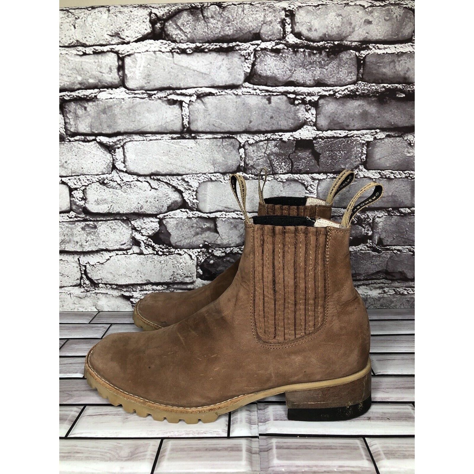 Other Carbonero Botin Traditional Brown Leather Chelsea Ankle Heel Size US 6 / IT 36 - 6 Thumbnail