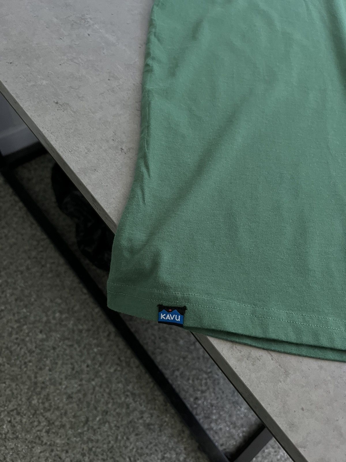 KAVU Kavu tee size Medium Size US M / EU 48-50 / 2 - 4 Thumbnail