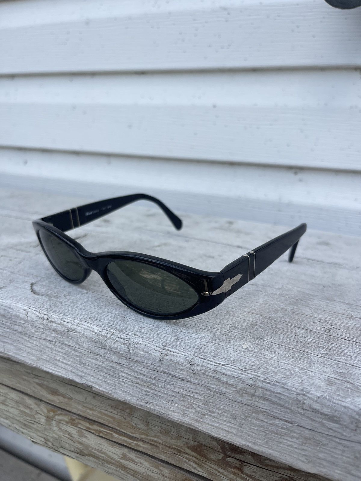 Persol Persol Vintage Mint Oval Black 2544-S Sunglasses | Grailed