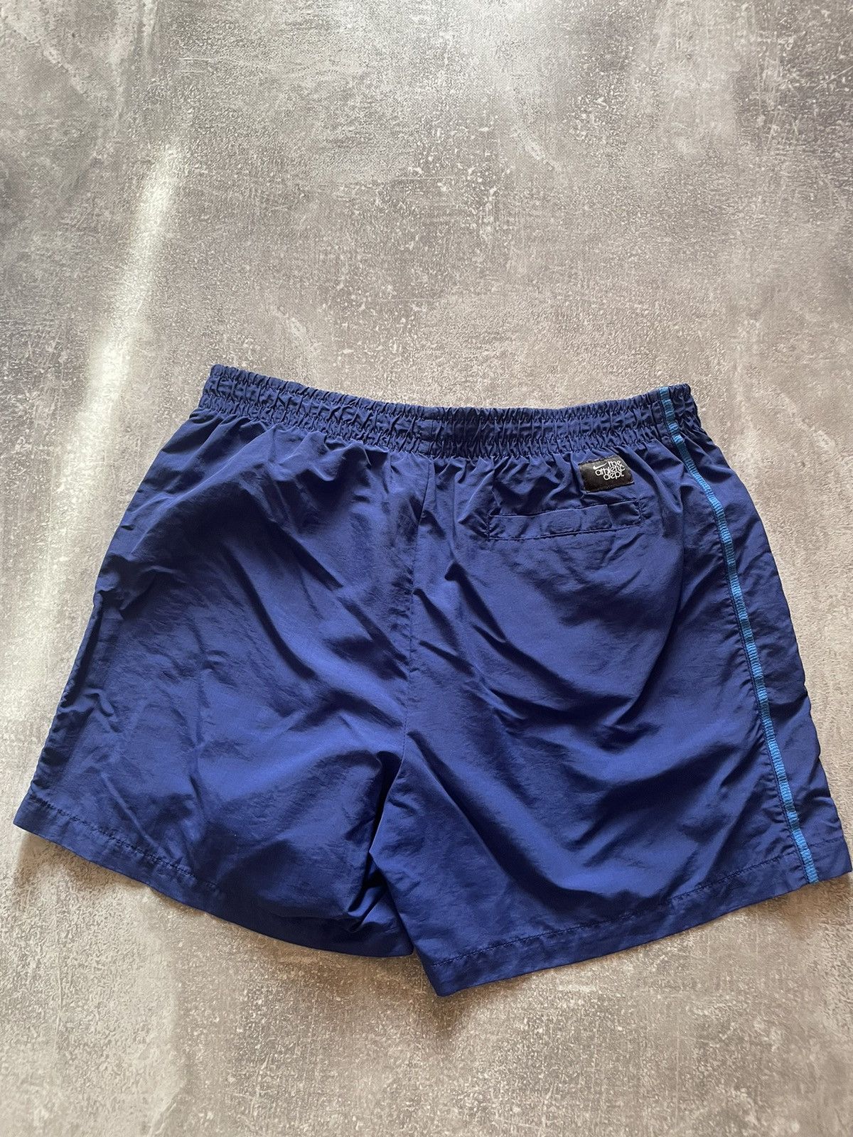 Nike × Vintage Vintage Nike Blue Nylon Shorts Swoosh Logo Y2K Size US 36 / EU 52 - 6 Thumbnail