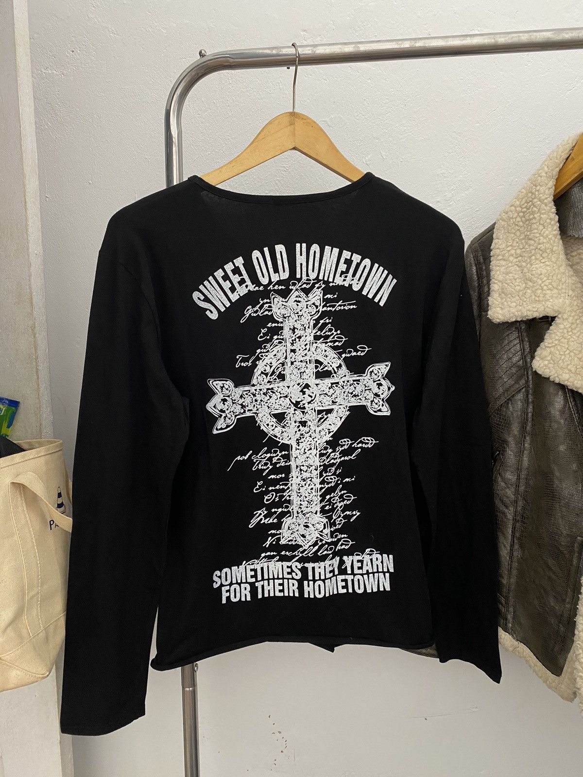 If Six Was Nine Hit connection cross poem LS Size US L / EU 52-54 / 3 - 1 Thumbnail