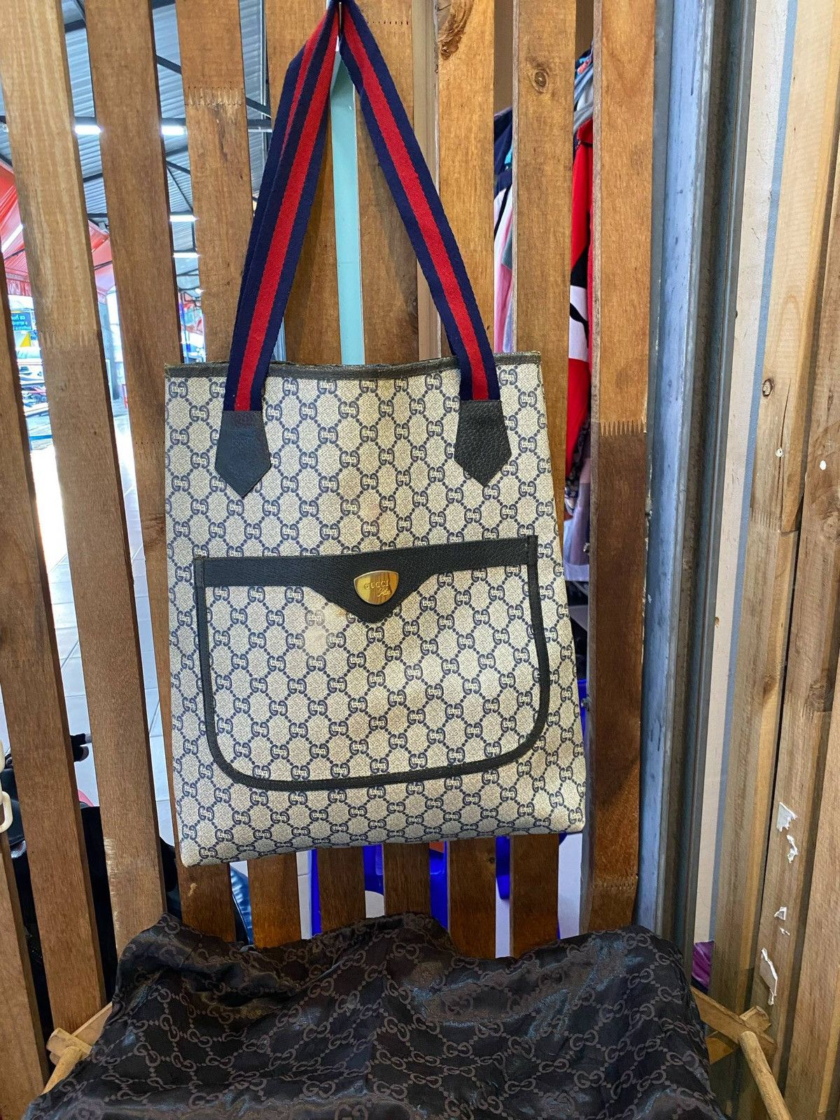 Gucci Vintage Gucci Shoulder Bag Size ONE SIZE - 1 Thumbnail