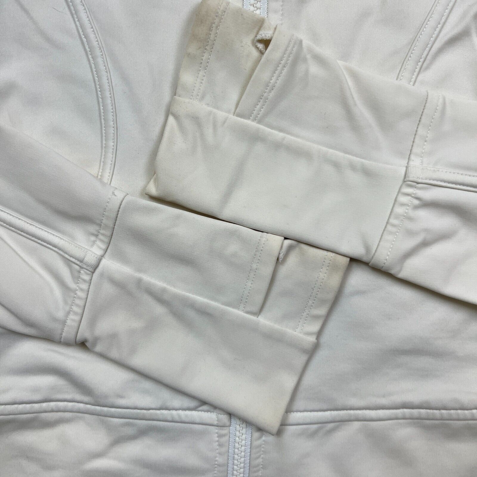 Lululemon Lululemon Define Jacket Medium Full Zip Sport Track Suit Top Size M / US 6-8 / IT 42-44 - 5 Thumbnail