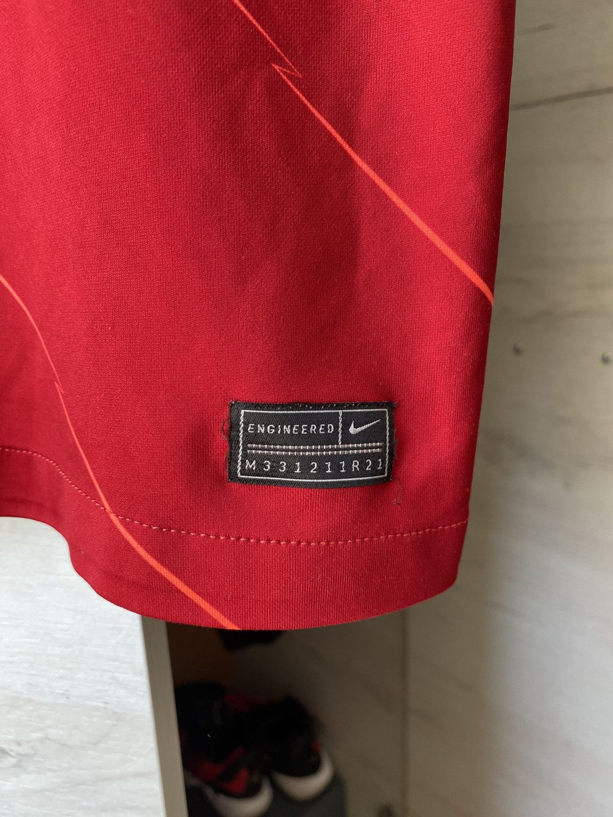 Nike Liverpool FC Nike Home Jersey Size L 2021/22 Size US L / EU 52-54 / 3 - 3 Thumbnail