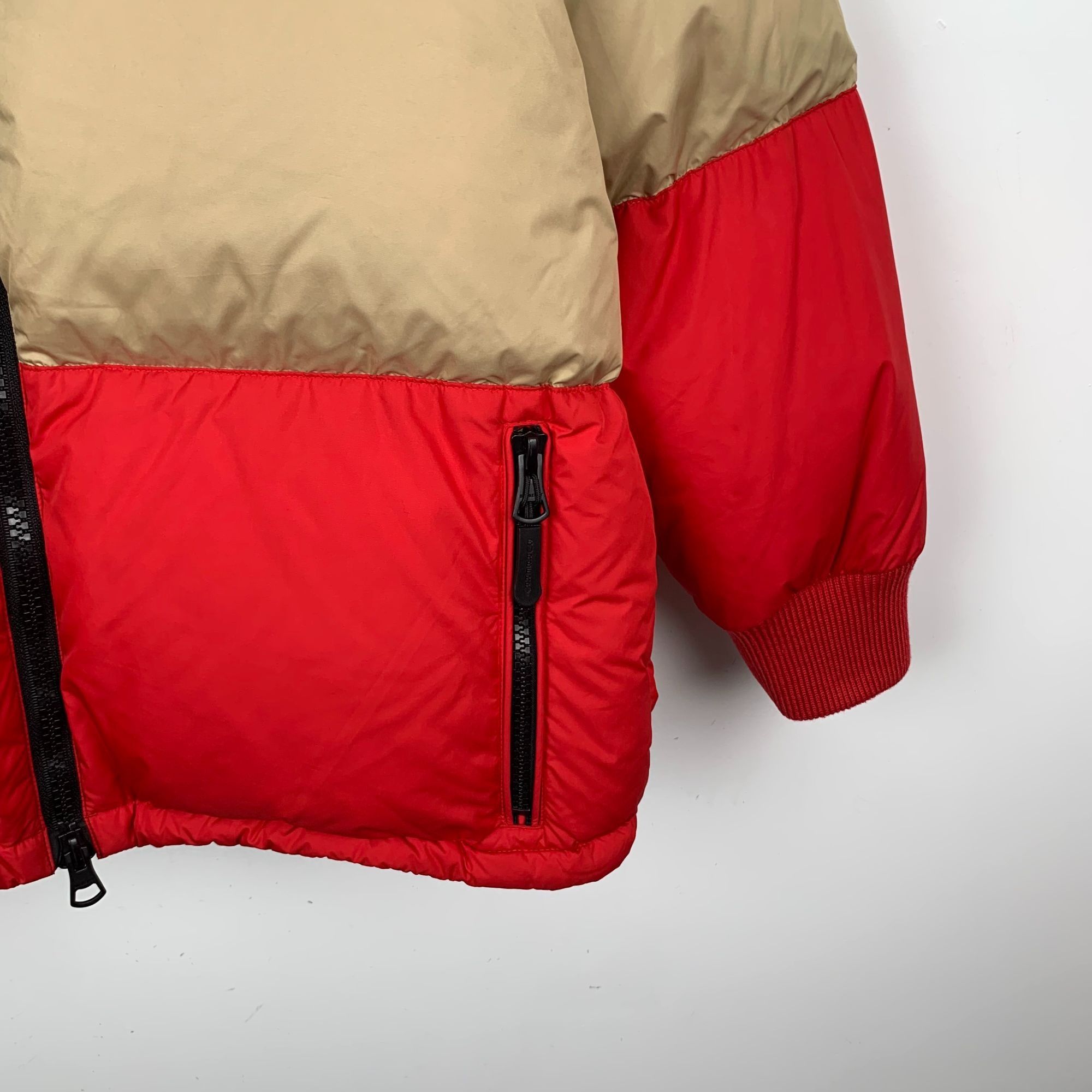 Burberry Burberry Color-Block Logo Down Jacket (Size S) Size US S / EU 44-46 / 1 - 6 Thumbnail