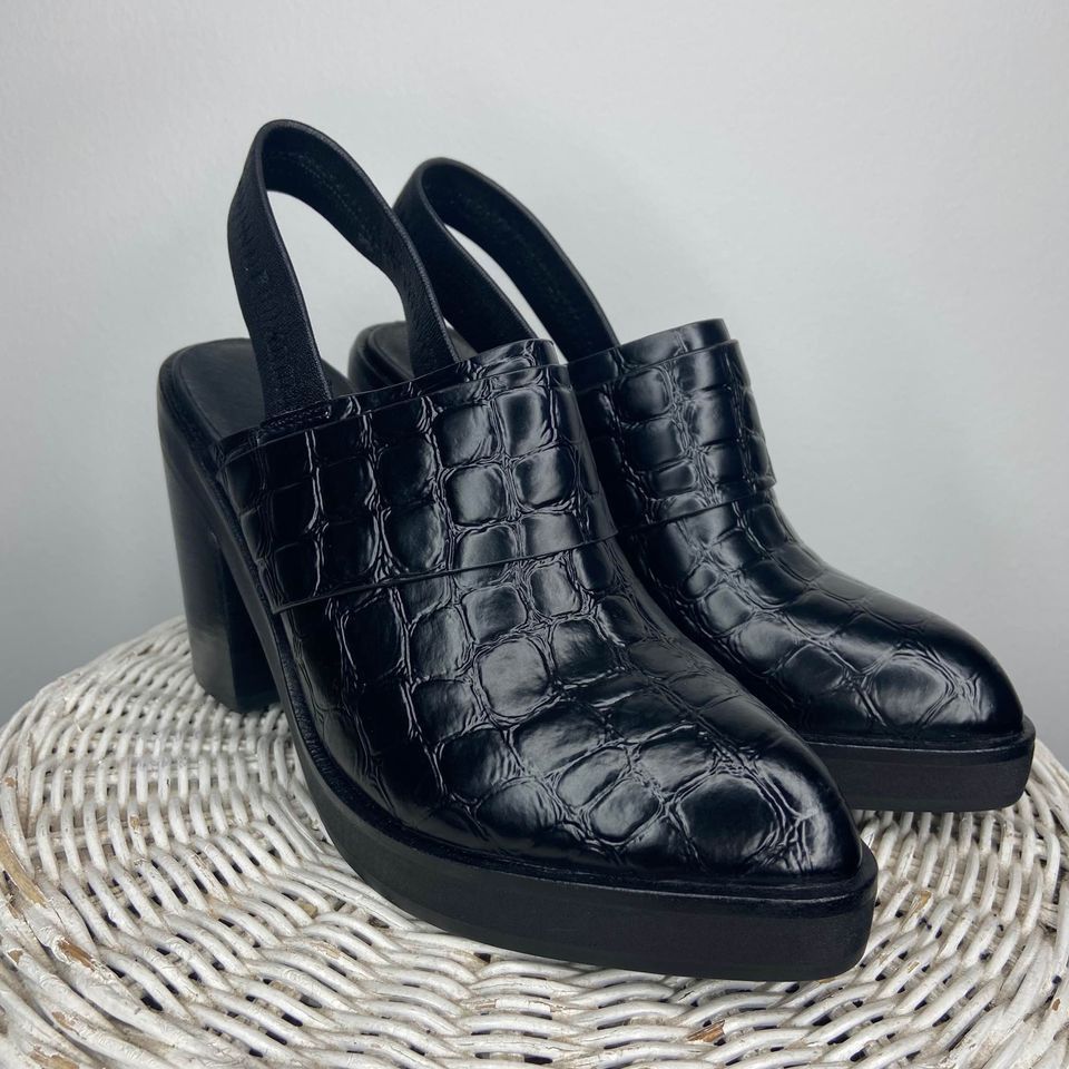 INTENTIONALLY BLANK Intentionally Blank Moonbeam Embossed Strap Heel Mules Size US 6 / IT 36 - 5 Thumbnail