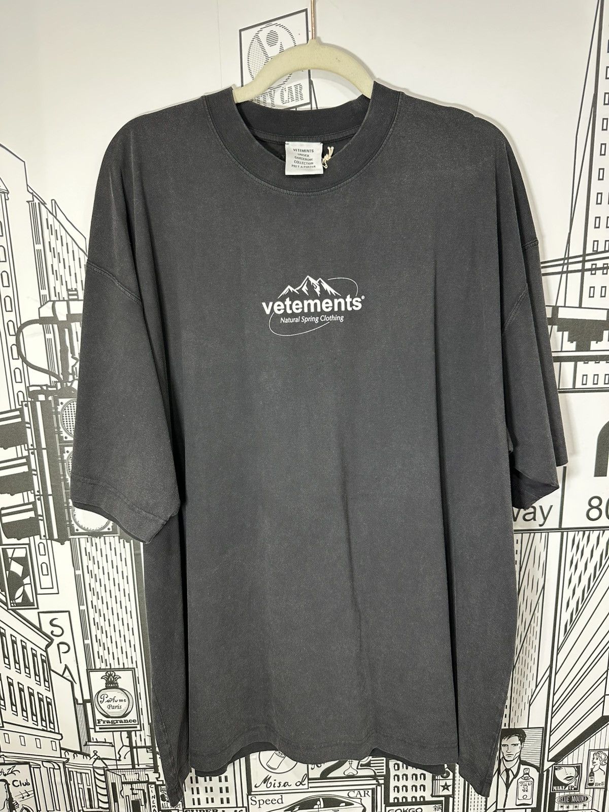 Vetements Vetements Spring Water Tee Black Xs Size US XS / EU 42 / 0 - 1 Thumbnail