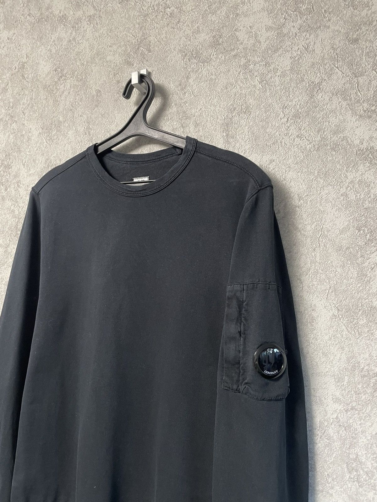 C.P. Company CP Company Black Sweatshirt Crewneck With Lens Google Size US M / EU 48-50 / 2 - 2 Thumbnail