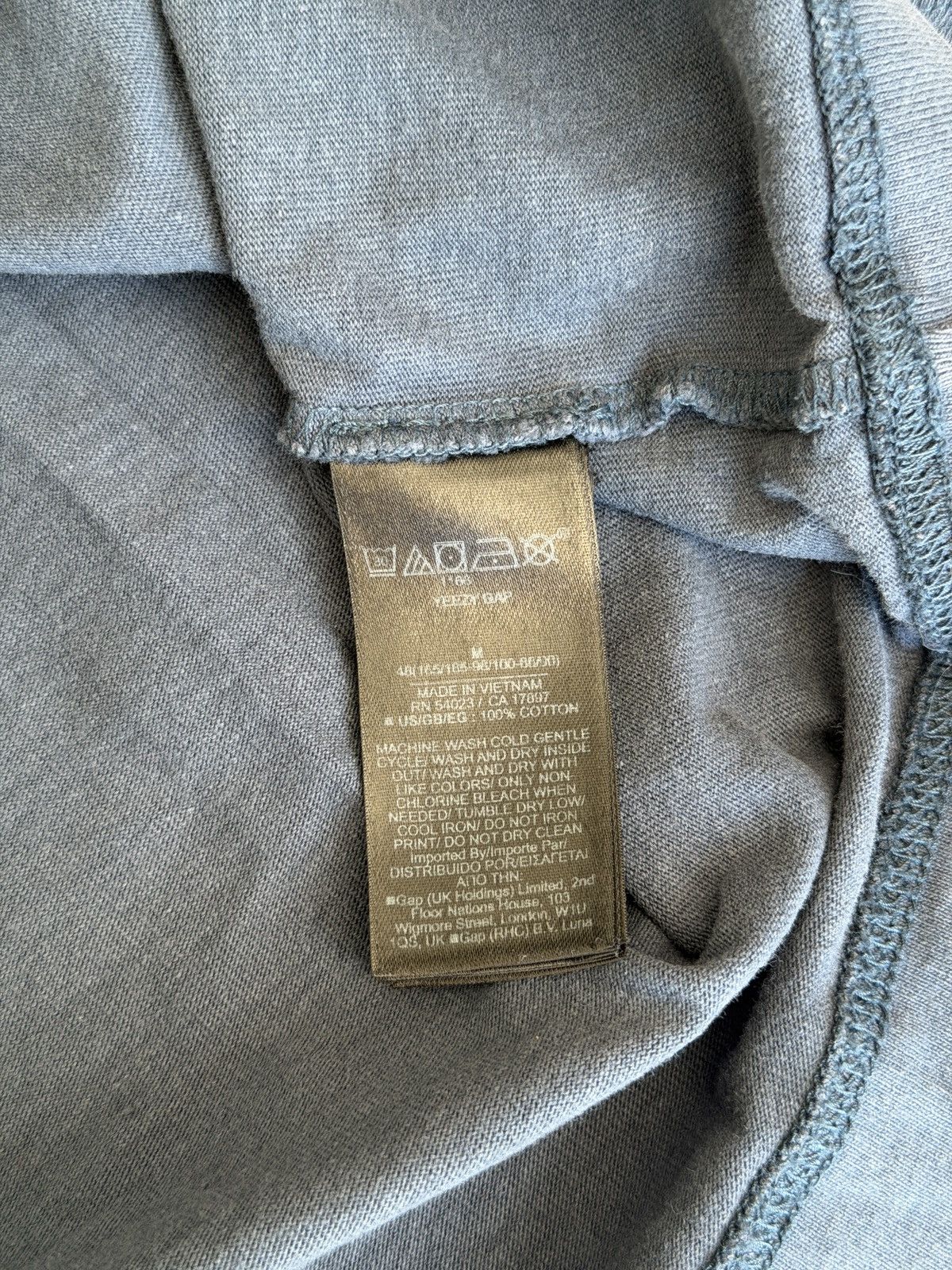 Balenciaga × Gap × Yeezy Yeezy dove L/S tee Size US M / EU 48-50 / 2 - 5 Thumbnail