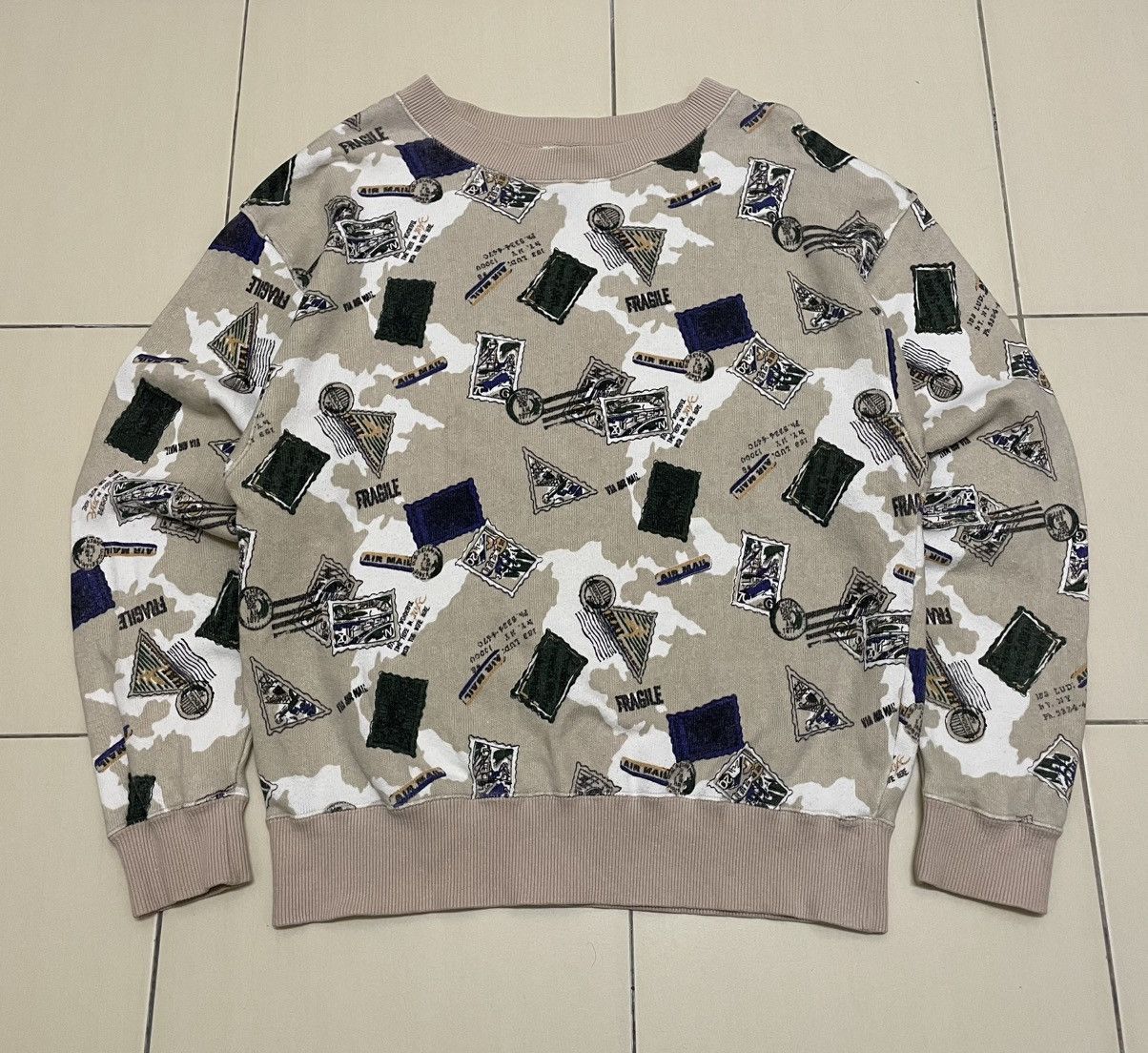 Hai Sporting Gear Vtg Hai Sporting Gear Miyake Design Studio AOP Sweatshirt Size M / US 6-8 / IT 42-44 - 3 Thumbnail