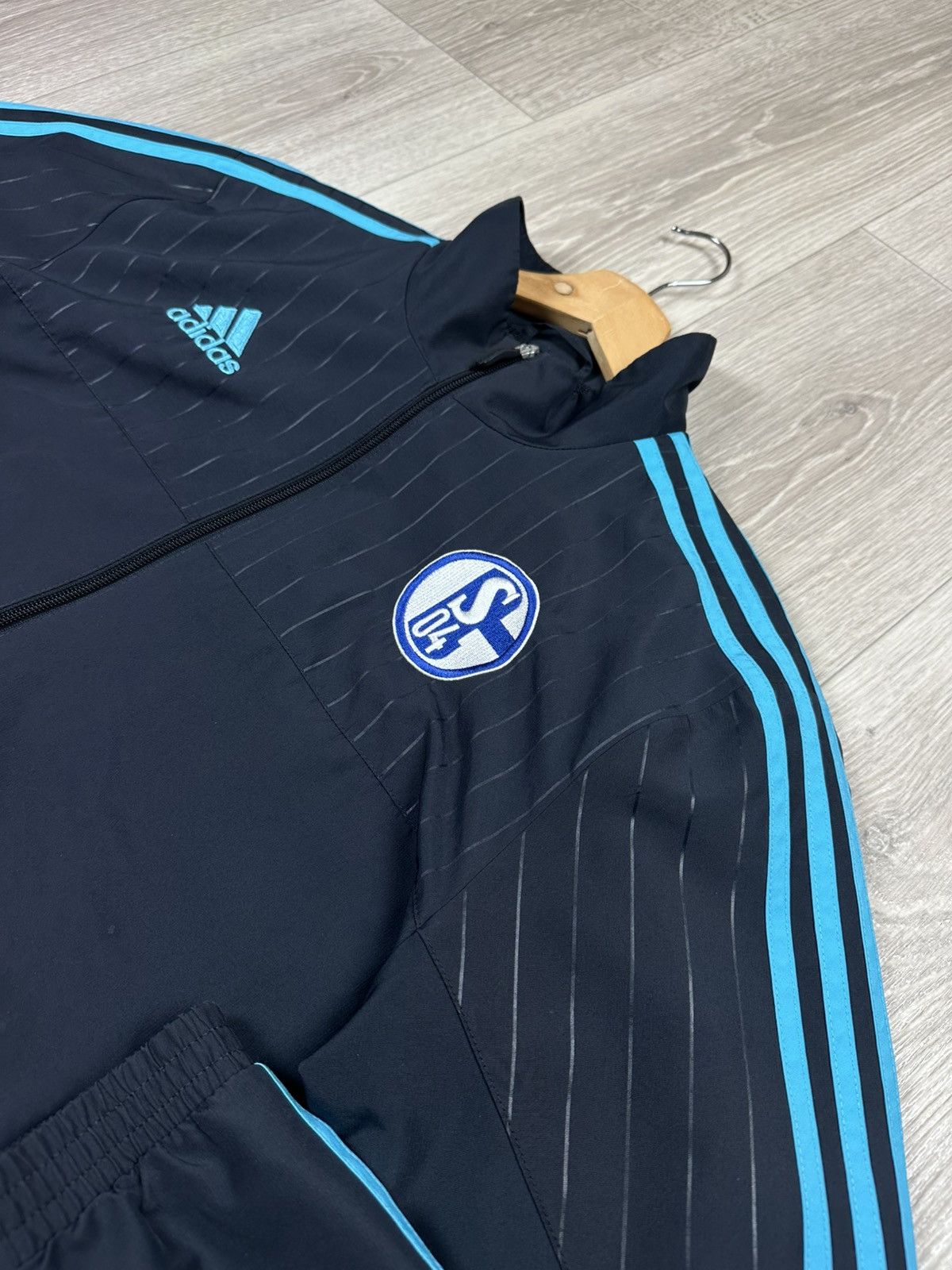 Adidas × UEFA Adidas FC Schalke 04 2015-16 Training Zip Jacket kit top Size US M / EU 48-50 / 2 - 4 Thumbnail