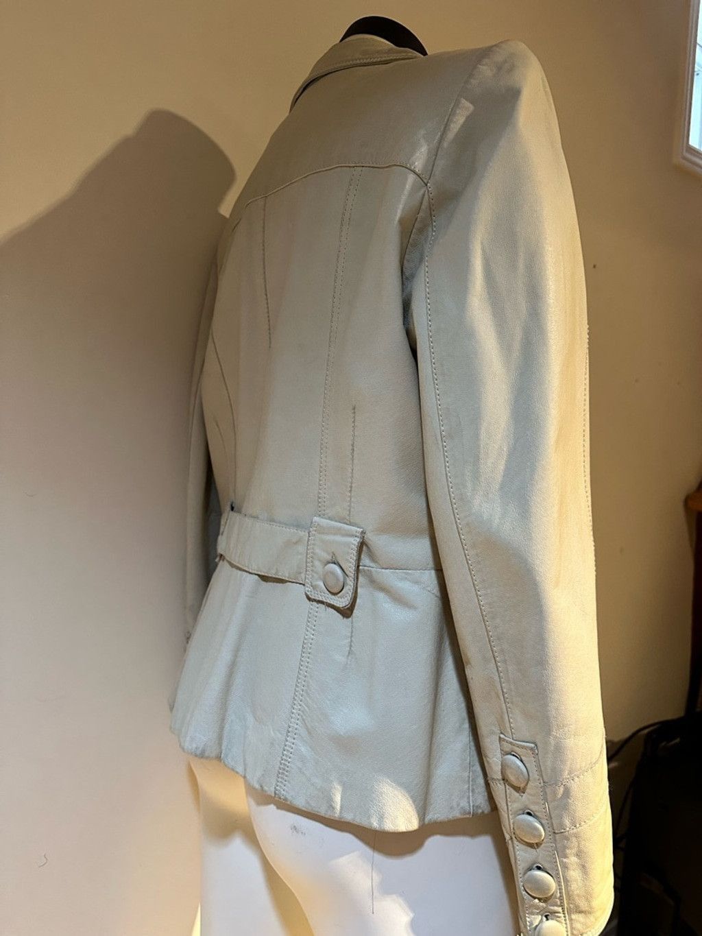 Danier Danier genuine leather off white size L, Size L / US 10 / IT 46 - 5 Thumbnail