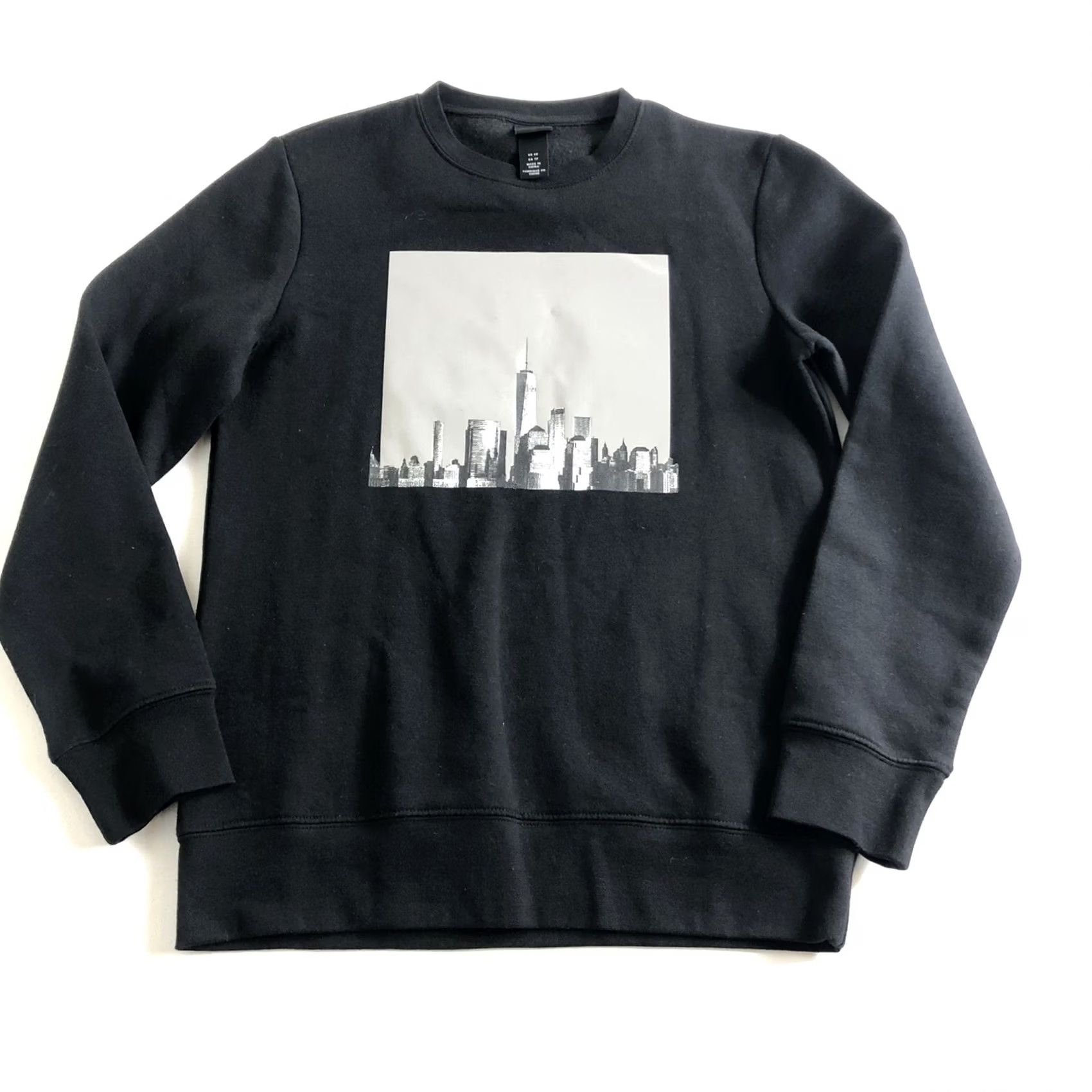 H&M H&M Black Graphic Pullover Sweater City Reflective Graphic Print XS Men Crew Neck Long Sleeve Sweatshirt Fleece Cotton Blend Regular Size US XS / EU 42 / 0 - 2 Thumbnail