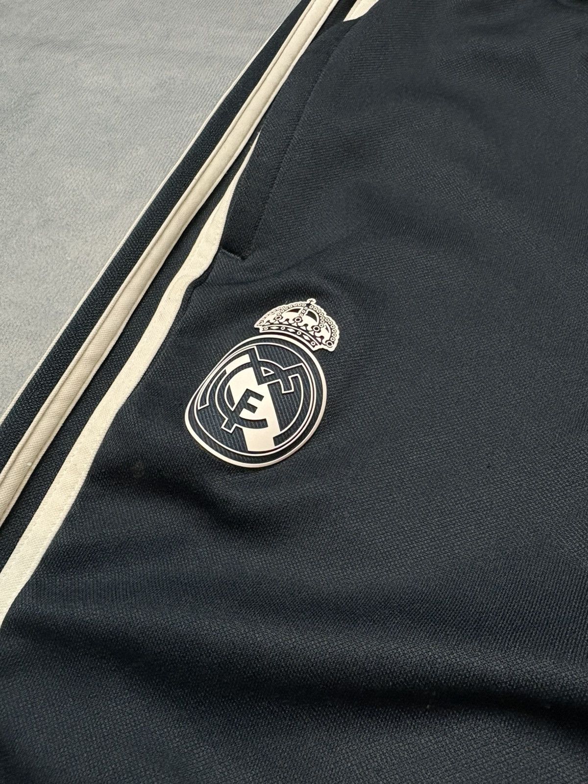 Adidas × Vintage Adidas Real Madrid Track Pants 2018 – Black – (Fits XS) Size US 27 - 2 Thumbnail