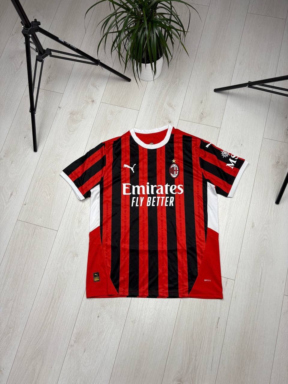 Puma Puma A.C. MILAN #10 RAFA LEAO Home Jersey 2024 Soccer Jersey Size US XL / EU 56 / 4 - 1 Thumbnail
